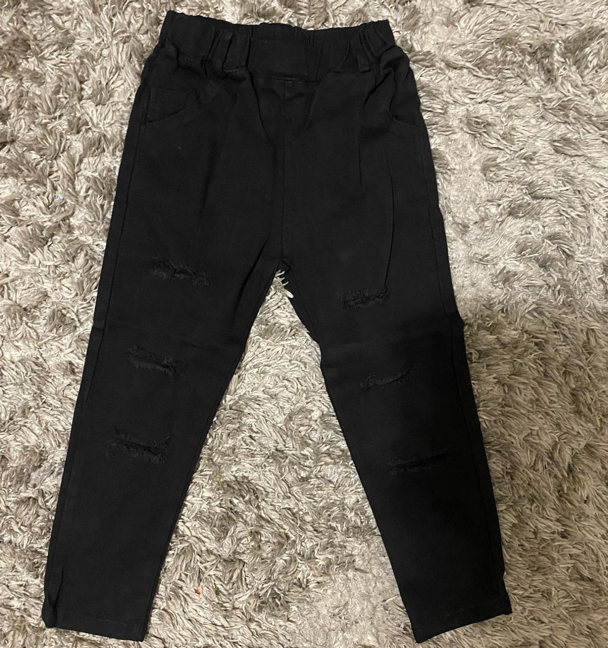 Black ripped jeans